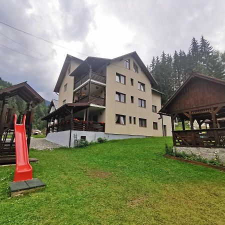 Готель Cabana Cascada Cailor Борша Екстер'єр фото